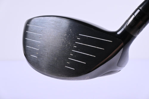 Titleist 910 D2 Driver / 9.5 Degree / Stiff Flex Diamana 'ilima 61 Shaft