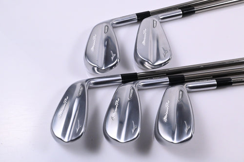 Mizuno M-15 Irons / 7-PW+GW / Regular Flex UST Recoil ES 780 Shafts