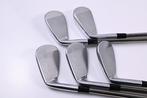 Mizuno M-15 Irons / 7-PW+GW / Regular Flex UST Recoil ES 780 Shafts