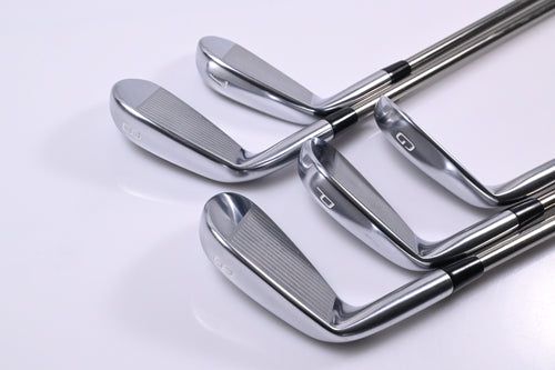 Mizuno M-15 Irons / 7-PW+GW / Regular Flex UST Recoil ES 780 Shafts