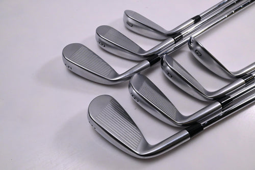 Mizuno JPX 925 Hot Metal HL Irons / 5-PW+GW / Regular Flex KBS Tour Lite Shafts