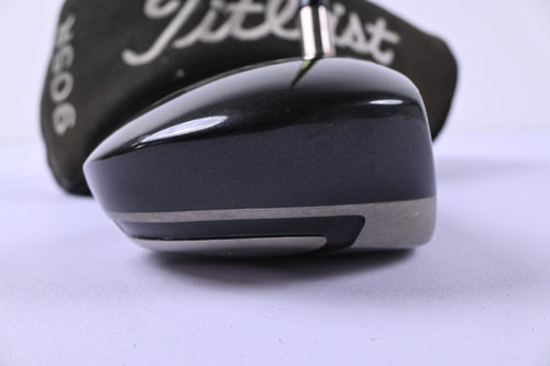 Titleist 905 T Driver / 10.5 Degree / Stiff Flex Aldila NV Green 65 Shaft