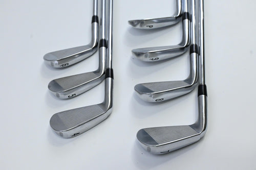 Srixon ZXi7 Irons / 4-PW / Regular Flex NS Pro Zelos 7 Shaft