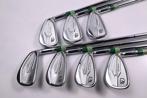 Wilson Staff Model 2024 CB Irons / 4-PW / Stiff Flex Dynamic Gold 120 S300