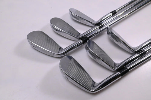 Mizuno MP-H5/MP-5 Irons / 5-PW / Stiff Flex Project X Flighted Shafts