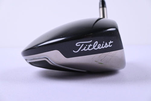Titleist 909 D2 Driver / 9.5 Degree / Stiff Flex Aldila Voodoo Shaft