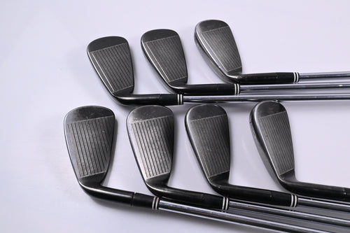 Cleveland CG16 Black Pearl Irons / 4-PW / Regular Flex Traction Shafts
