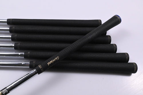Cleveland CG16 Black Pearl Irons / 4-PW / Regular Flex Traction Shafts