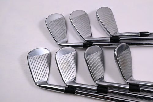 Mizuno Pro 221/225 Combo Irons / 4-PW / X-Flex Dynamic Gold X100 Shafts