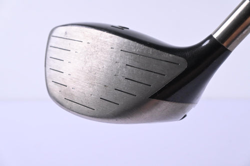Titleist 905 T Driver / 10.5 Degree / Regular Flex Graphite Design Tour AD YS-6
