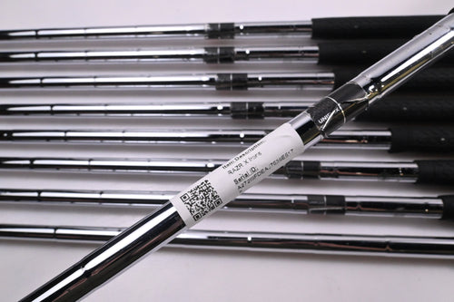 Callaway RAZR X Irons / 3-PW+SW / UniFlex Callaway Shafts