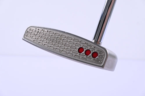 Scotty Cameron 2026 Phantom 9R Putter / 33 Inch