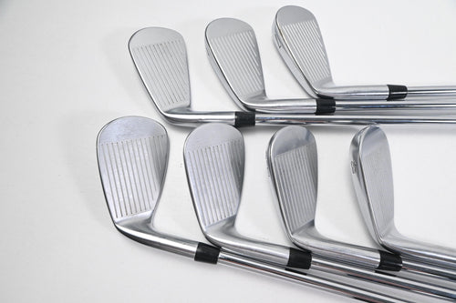 Titleist T250 2025 Irons / 5-PW+GW / Regular Flex AMT Red Shafts