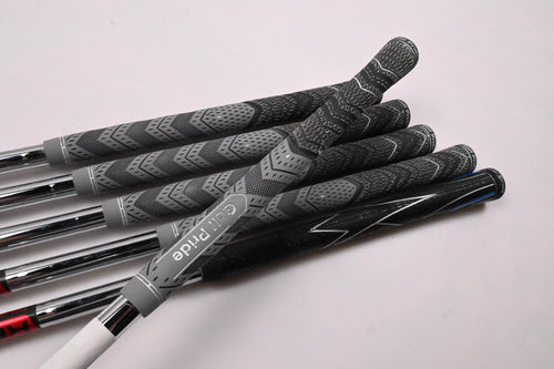 Mizuno JPX 923 Forged/Pro Combo Irons / 4-9i / X-Flex KBS Tour Shafts