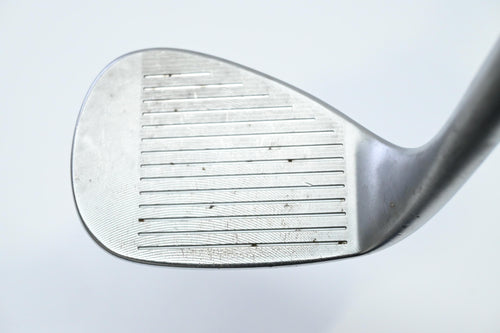 Cleveland 588 RTX Sand Wedge / 56 Degree / Wedge Flex Dynamic Gold