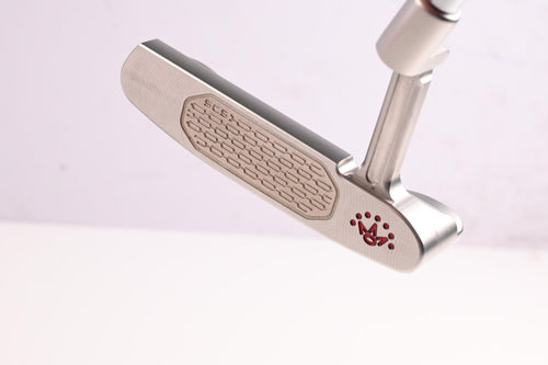 Scotty Cameron 2025 Studio Style Newport Putter / 34 Inch