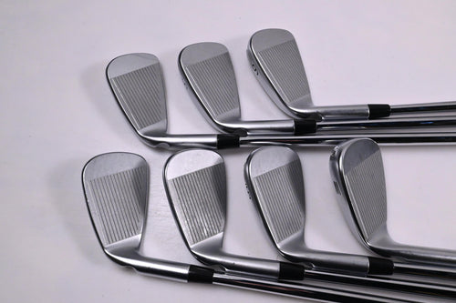 Ping i230 Irons / 4-PW / Blue Dot / Stiff Flex Dynamic Gold 105 S300 Shafts