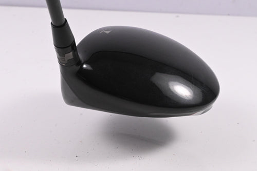 Titleist 913 D2 Driver / 9.5 Degree / Stiff Flex Aldila RIP Phenom 70 Shaft