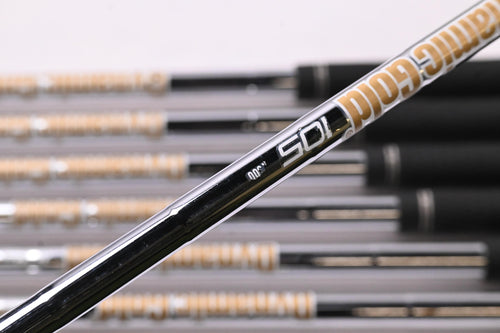 Ping i500 Irons / 4-PW / Blue Dot / Regular Flex Dynamic Gold 105 R300 Shafts