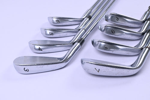 Taylormade Tour Preferred TP 2009 Irons / 3-PW / Regular Flex Dynamic Gold