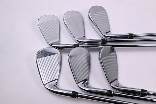 Callaway Paradym X Irons / 6-PW+GW / Regular Flex Elevate MPH 95 Shafts