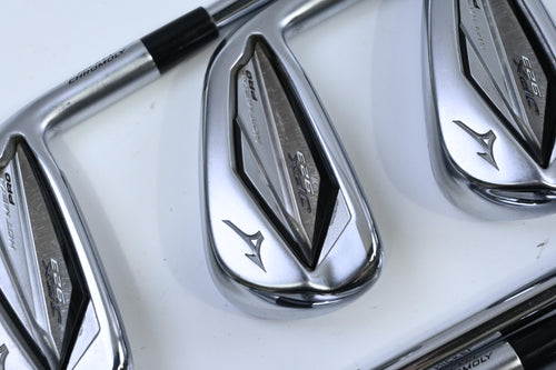 Mizuno JPX 923 Hot Metal Pro Irons / 5-PW / Regular Flex Dynamic Gold 105 R300