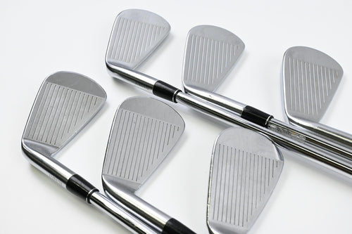Srixon ZXi5 / ZXi7 Combo Irons / 4-9 / Stiff Flex Dynamic Gold Mid 115 S300 Shafts