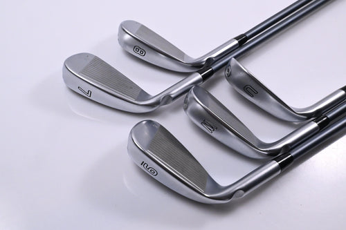 Ping G425 Irons / 7-PW+UW / Red Dot / Regular Flex Ping Alta CB Slate AWT Shafts
