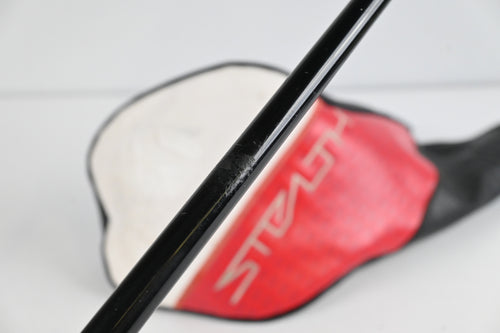 Taylormade Stealth 2 Plus Driver / 10.5 Degree / Regular Flex Kai'li Red 60 Shaft