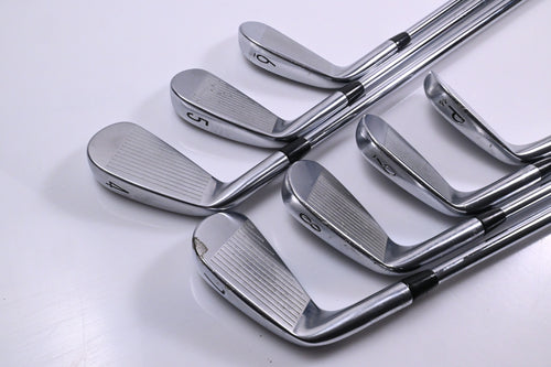 Titleist T100 2021 Irons / 4-PW / X-Flex Project X Precision Shafts