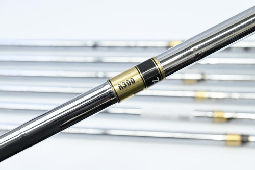 Titleist 735.CM Irons / 4-PW / Regular Flex Dynamic Gold R300 Shafts