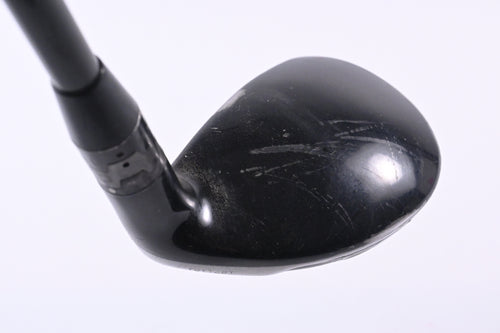 Titleist 910H #2 Hybrid / 17 Degree / Stiff Flex Diamana 'ahina Black 90 Shaft