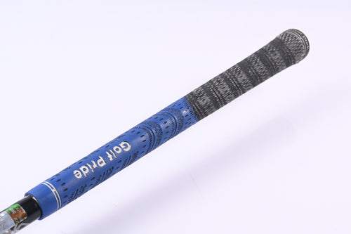 Titleist 910H #2 Hybrid / 17 Degree / Stiff Flex Diamana 'ahina Black 90 Shaft