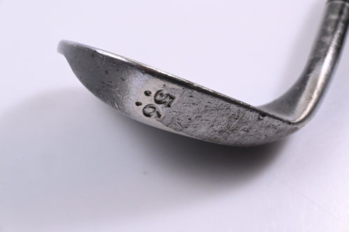 Cleveland 588 Precision Forged Sand Wedge / 56 Degree / Wedge Flex Tour Concept