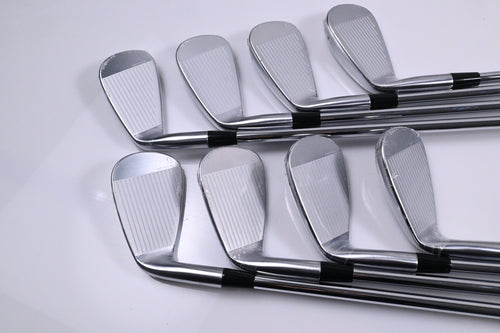 Cobra 2025 King Tec-X Irons / 4-PW+GW / Stiff Flex NS Pro Modus 3 Tour 105