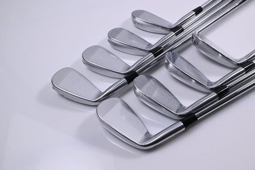 Cobra 2025 King Tec-X Irons / 4-PW+GW / Stiff Flex NS Pro Modus 3 Tour 105