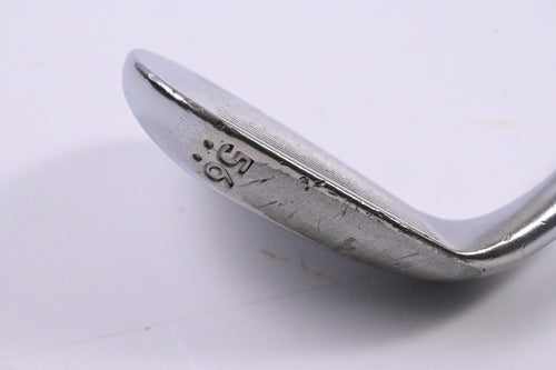 Cleveland 588 RTX 2.0 Sand Wedge / 56 Degree / Wedge Flex Dynamic Gold Shaft