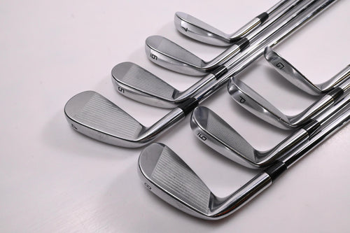 Cobra King Tour/CB/MB Irons / 4-PW+GW / X-Flex KBS $-Taper 130 Shafts