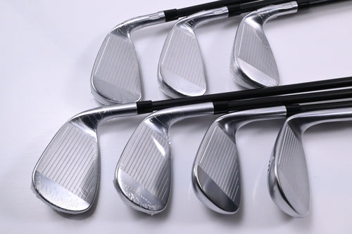 Left Hand Taylormade Qi Irons / 6-PW+GW+SW / Regular Flex KBS MAX 45