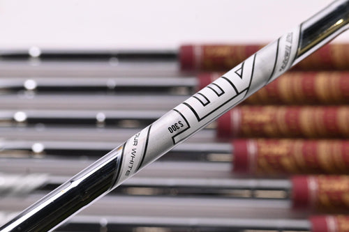 Titleist T200 2019 Irons / 4-PW / Stiff Flex AMT Tour White S300 Shafts