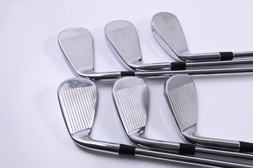 Callaway Rogue ST Pro Irons / 5-PW / Stiff Flex NS Pro Modus 3 Tour 105 Shafts