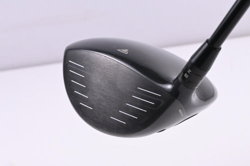 Titleist 917 D2 Driver / 10.5 Degree / Regular Flex Tensei AV RAW Blue 55 w/ SFW