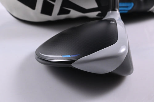 Taylormade SIM2 Max #3 Wood / 15 Degree / Regular Flex Ventus Blue 5 Shaft