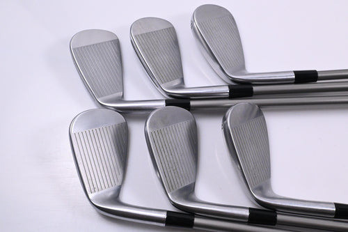 Taylormade P790 2025 Irons / 6-PW+GW / Regular Flex Speeder NX TCS 50 Shafts