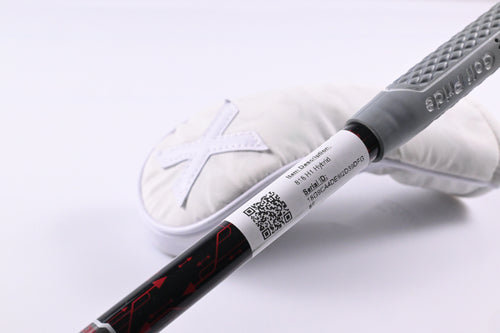 Titleist 818 H1 #3 Hybrid / 19 Degree / Stiff Flex Aldila Rogue M.AX 85 Shaft