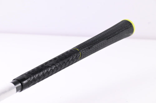 Taylormade M2 2017 Driver / 9.5 Degree / Regular Flex Fujikura Pro XLR8 56 Shaft