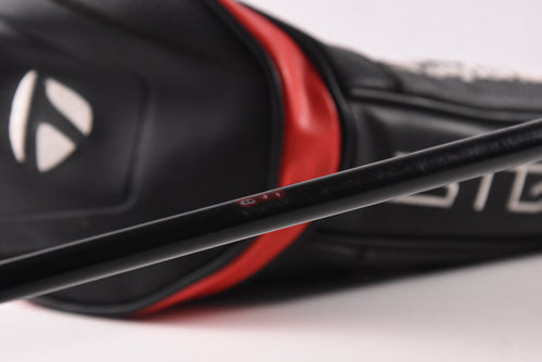Taylormade Stealth Plus Driver / 10.5 Degree / Stiff Flex Hzrdus Smoke RDX Red