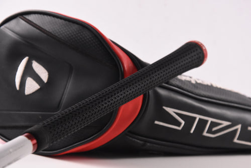 Taylormade Stealth Plus Driver / 10.5 Degree / Stiff Flex Hzrdus Smoke RDX Red
