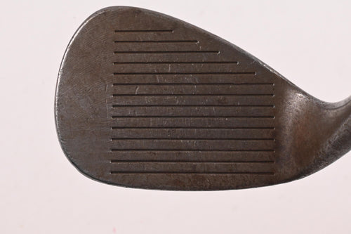 Cleveland 588 RTX 2.0 Gap Wedge / 52 Degree / Wedge Flex KBS Tour 125 Shaft