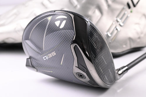 Taylormade Qi35 Driver / 10.5 Degree / Regular Flex Reax 55 Shaft